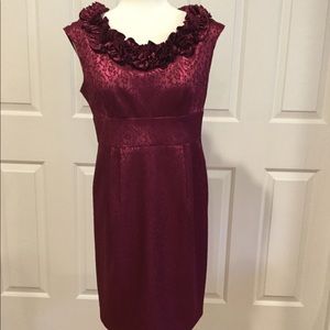 London Times Purple Rosette Neckline 8P
